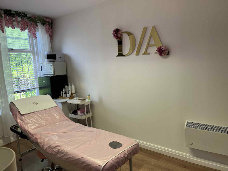 business image 0 10 768x576