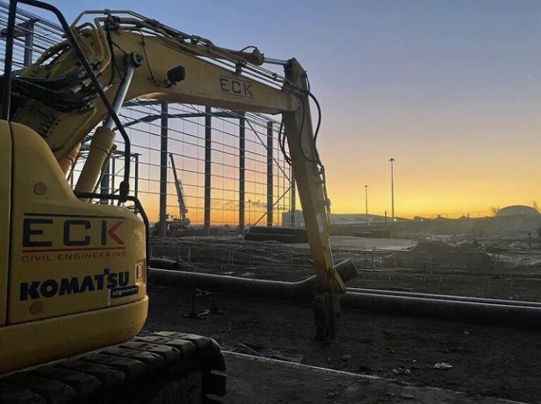 business image 0 118 768x573