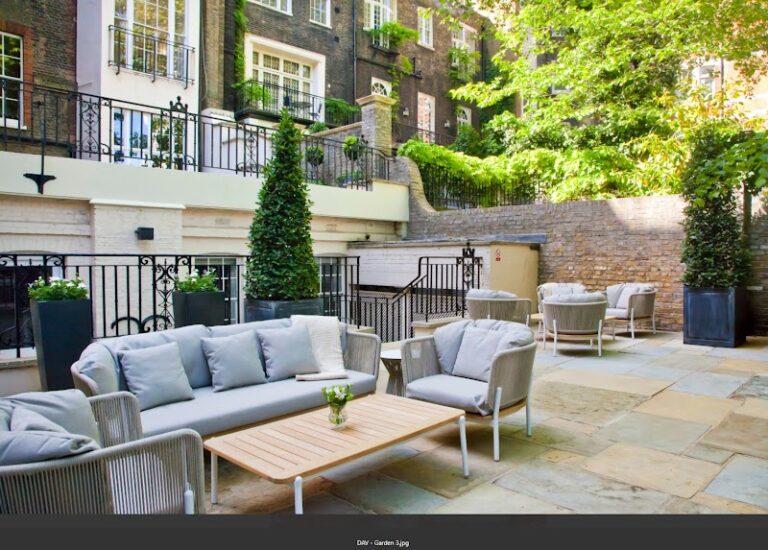 business image 0 184 768x550