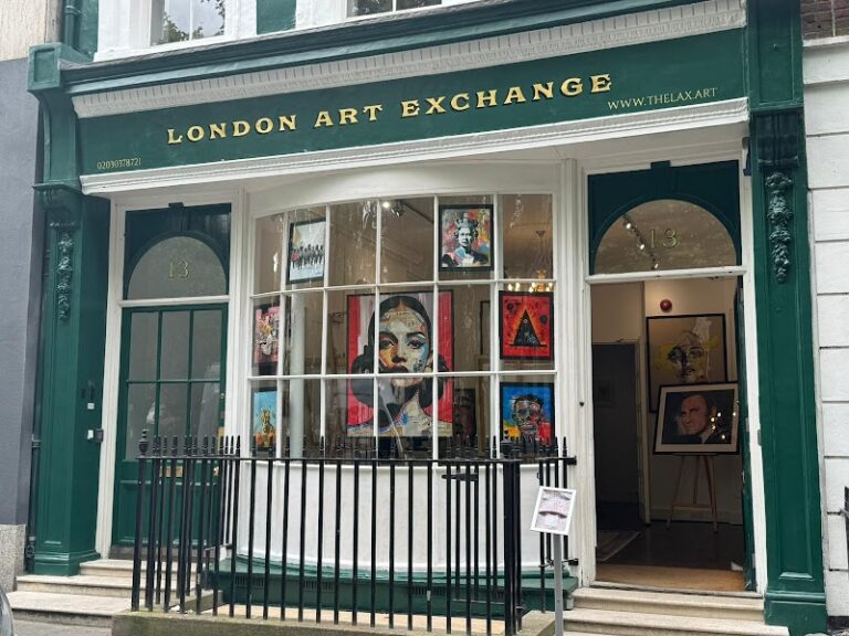 business image 0 264 768x576