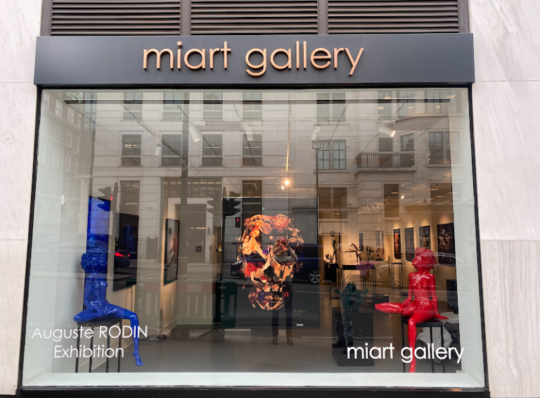 business image 0 39 768x566