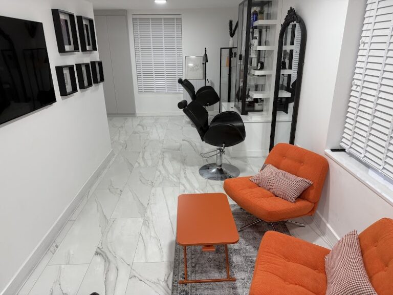 business image 0 57 768x576